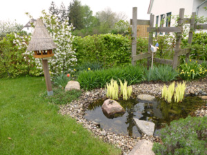 Ein schöner Garten lädt zum Verweilen ein